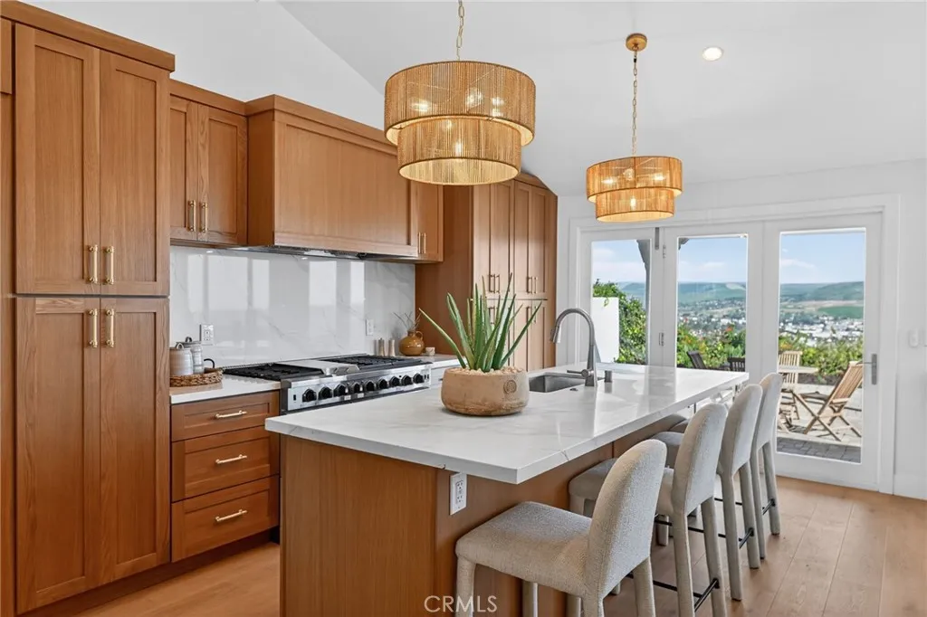33072  Mesa Vista