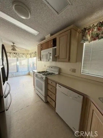 21621 Sandia Unit 83, Apple Valley, CA 92308 - Photo 5 of 25, Apple Valley, CA