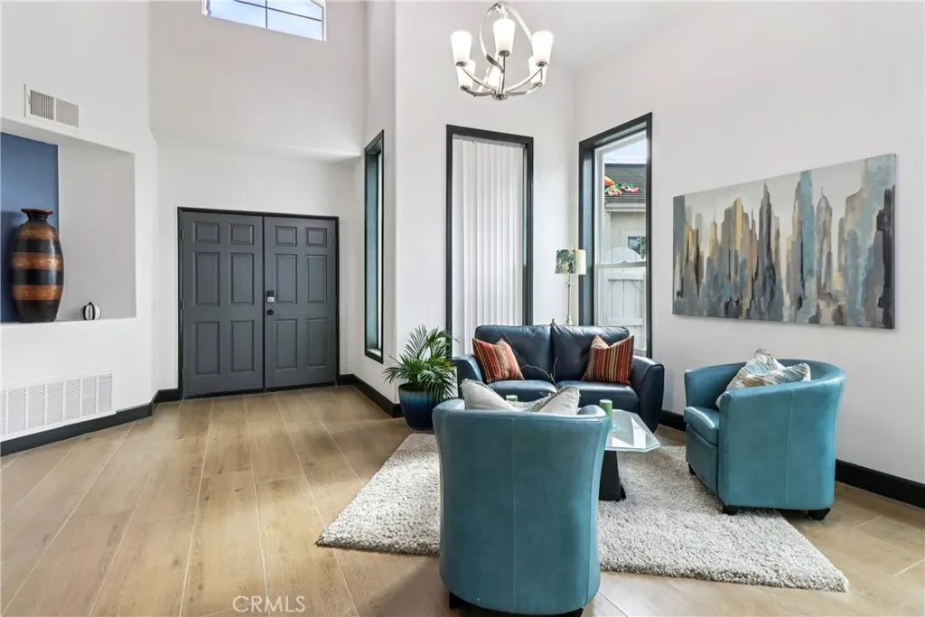 https://cdn.realtyfeed.com/cdn/127/306614596/04944ca862fcc9ed1a52ea63594d0d4d.webp