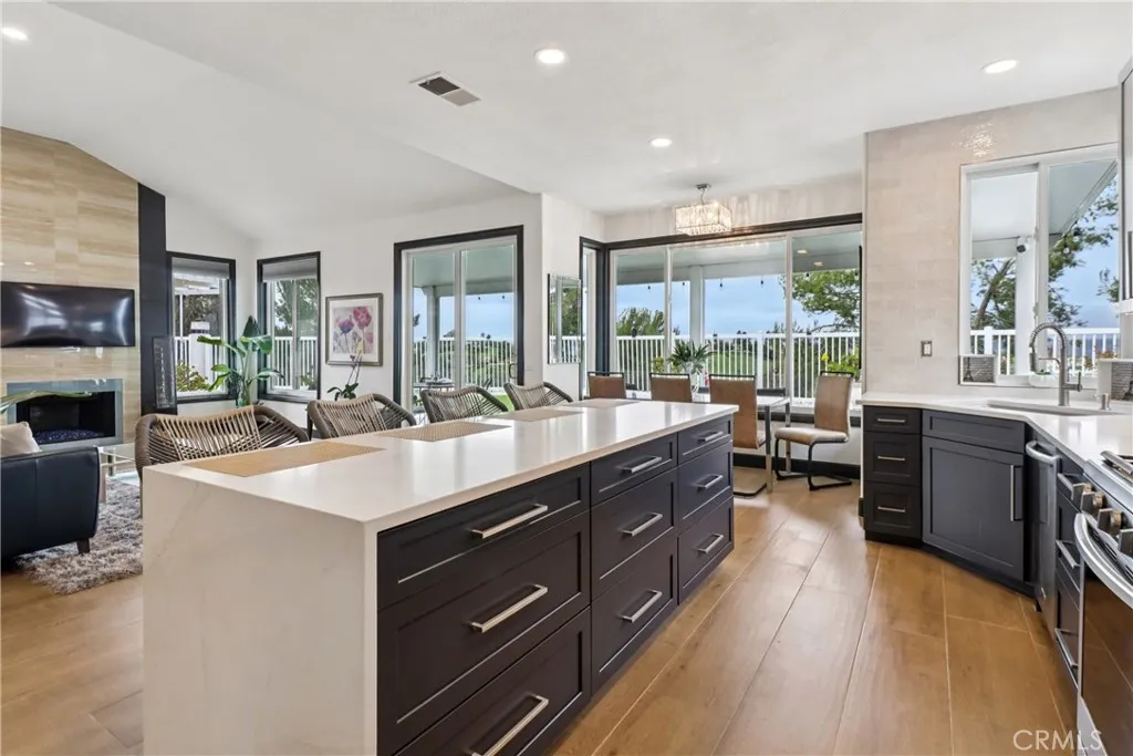 https://cdn.realtyfeed.com/cdn/127/306614596/69e264c9455da1df23e738068ec4dad9.webp