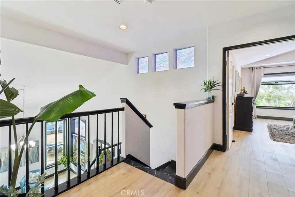 https://cdn.realtyfeed.com/cdn/127/306614596/7af22aba930492f8708bf06ba194f486.webp