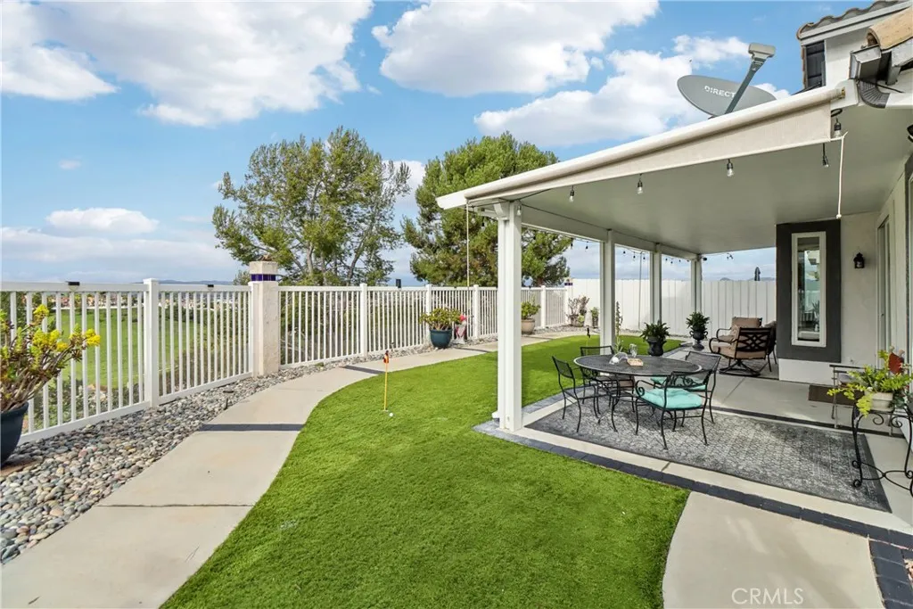 https://cdn.realtyfeed.com/cdn/127/306614596/9aca44e41167edd8abb6671a8ba24c26.webp