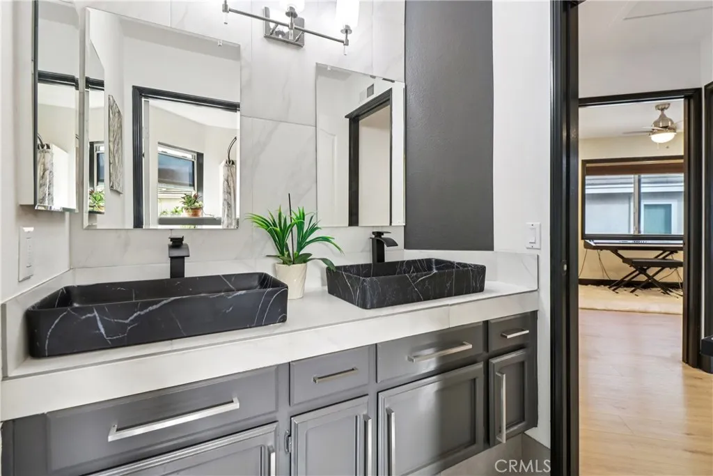 https://cdn.realtyfeed.com/cdn/127/306614596/c98b24075f42c3f4866a95c0d5e9cc70.webp