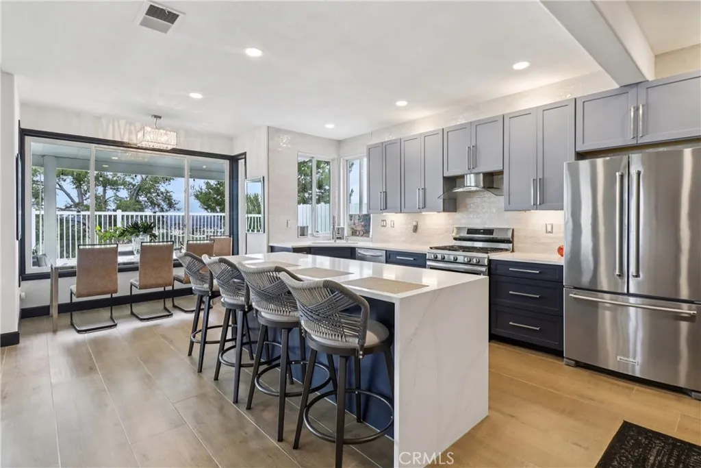 https://cdn.realtyfeed.com/cdn/127/306614596/d9cb5d3b202c5b5c42f414a3eb57f971.webp