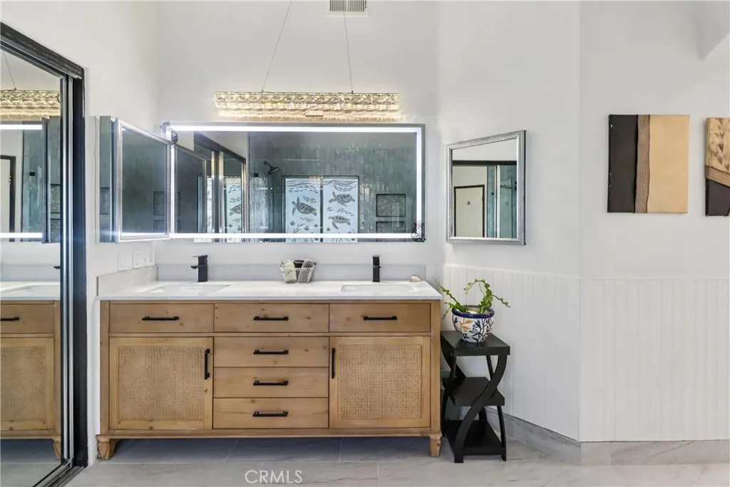 https://cdn.realtyfeed.com/cdn/127/306614596/e04535559fdb2ab35f23a55d9d618f9f.webp