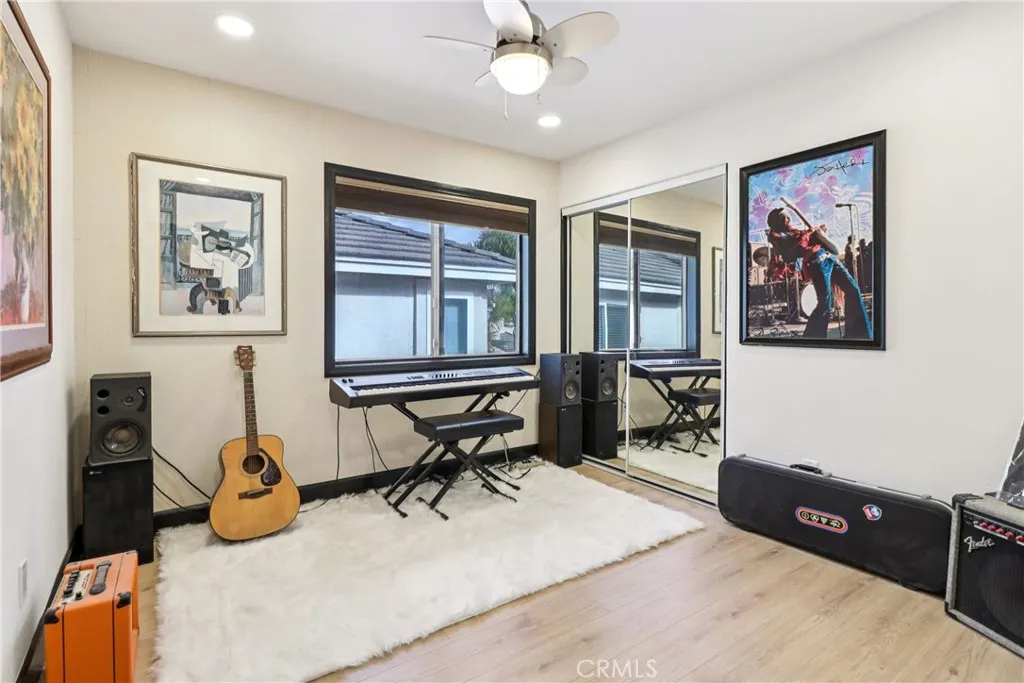 https://cdn.realtyfeed.com/cdn/127/306614596/eb6238676bbd6d46caa82055c7ad6a64.webp