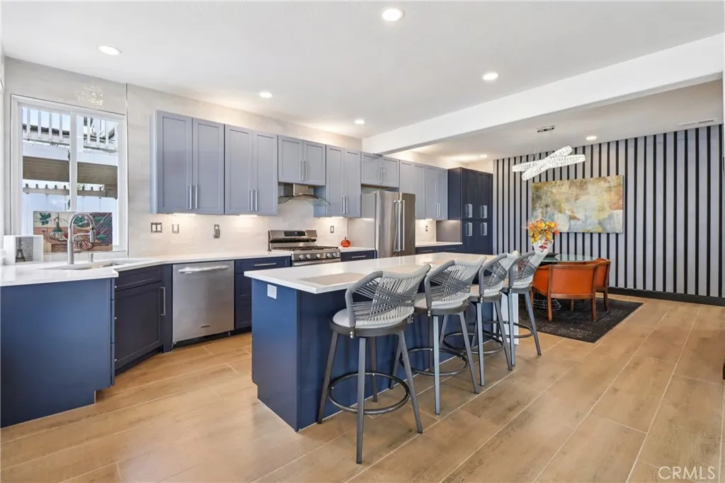 https://cdn.realtyfeed.com/cdn/127/306614596/f3c9bf79aac8950389425eb7bffa209c.webp