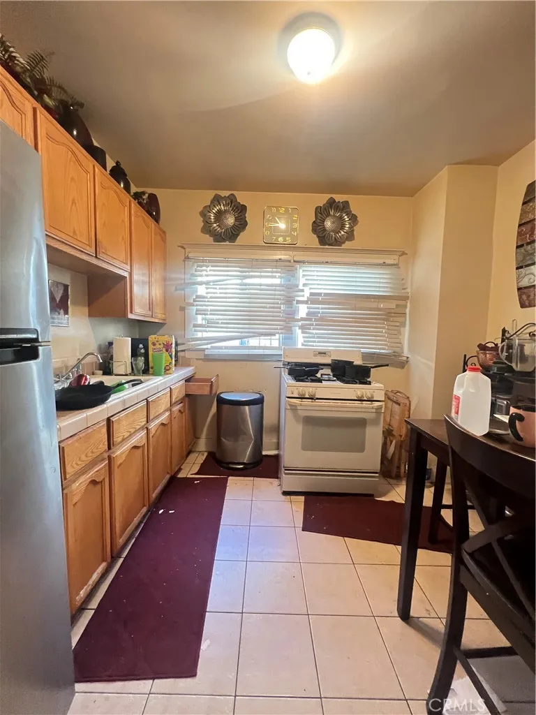 2955 Van Buren Place, Los Angeles, CA 90007 - Photo 5 of 43, Los Angeles, CA