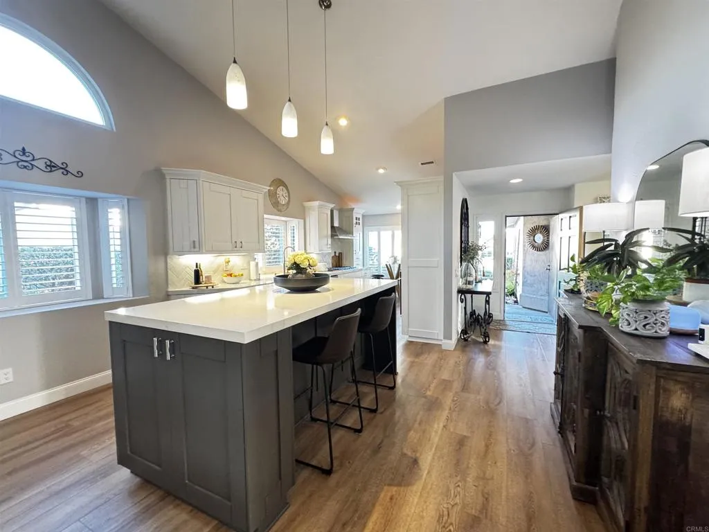 https://cdn.realtyfeed.com/cdn/127/306614629/09444a7471d06bc86f5227e951c9a5f5.webp