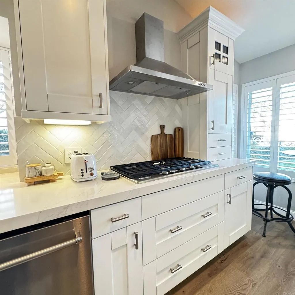 https://cdn.realtyfeed.com/cdn/127/306614629/3562621907e200adfa729bd8f92d912b.webp