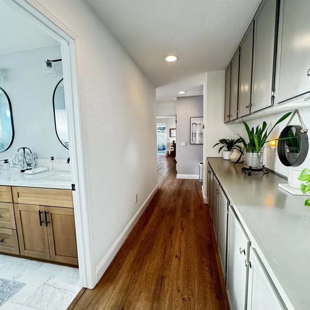 https://cdn.realtyfeed.com/cdn/127/306614629/5992f6ec59d14f03faf9b5a85407c0fd.webp