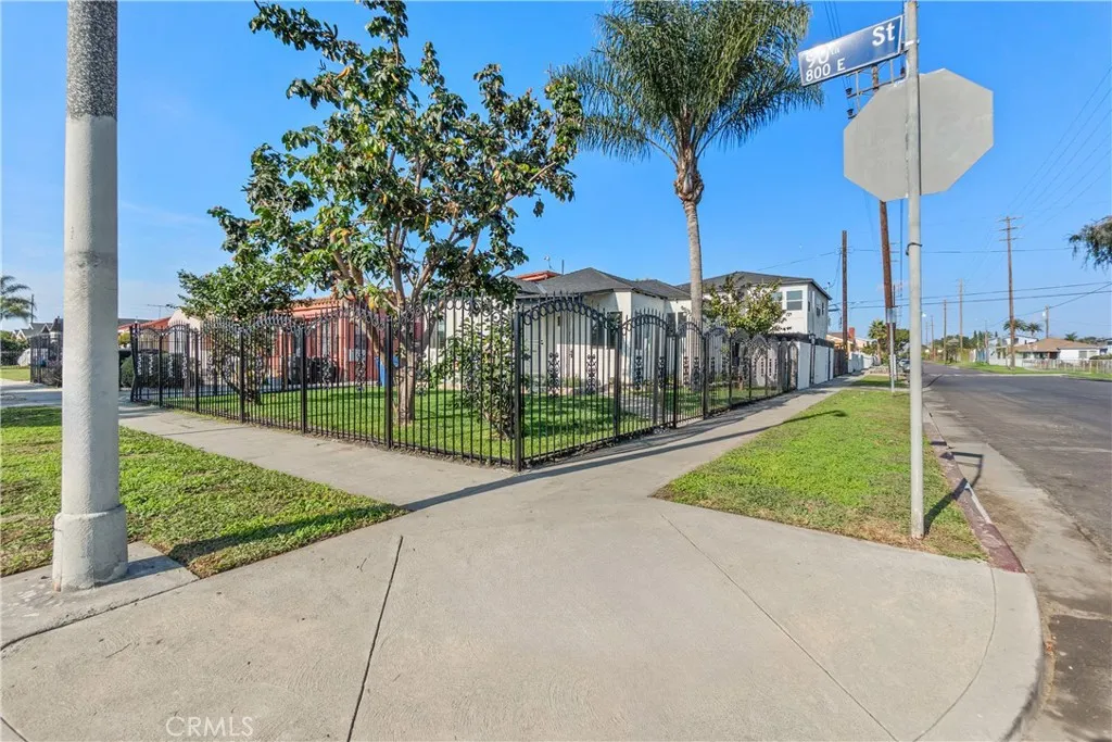 8921 Wadsworth, Los Angeles, CA 90002 - Photo 2 of 29, Los Angeles, CA