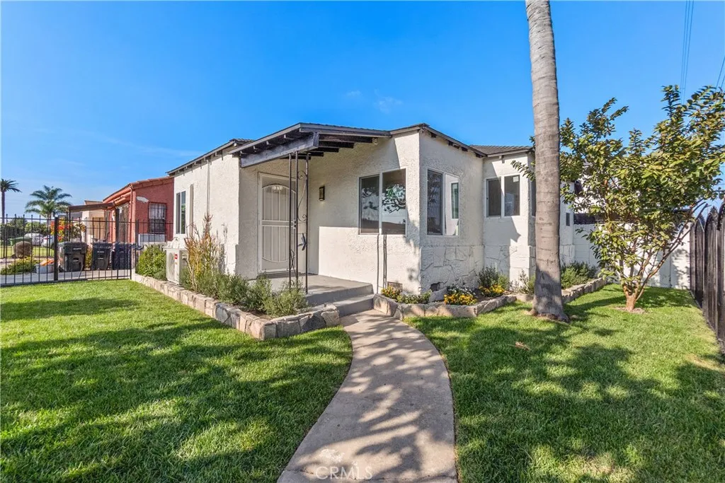 8921 Wadsworth, Los Angeles, CA 90002 - Photo 3 of 29, Los Angeles, CA