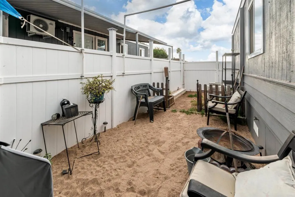 https://cdn.realtyfeed.com/cdn/127/306614660/6c092ea1caff7164446287736a08ef9c.webp