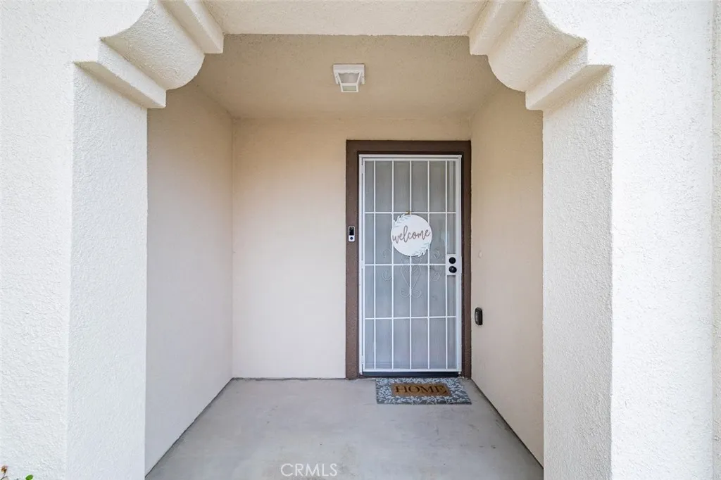 11961 Luna, Victorville, CA 92392 - Photo 4 of 18, Victorville, CA