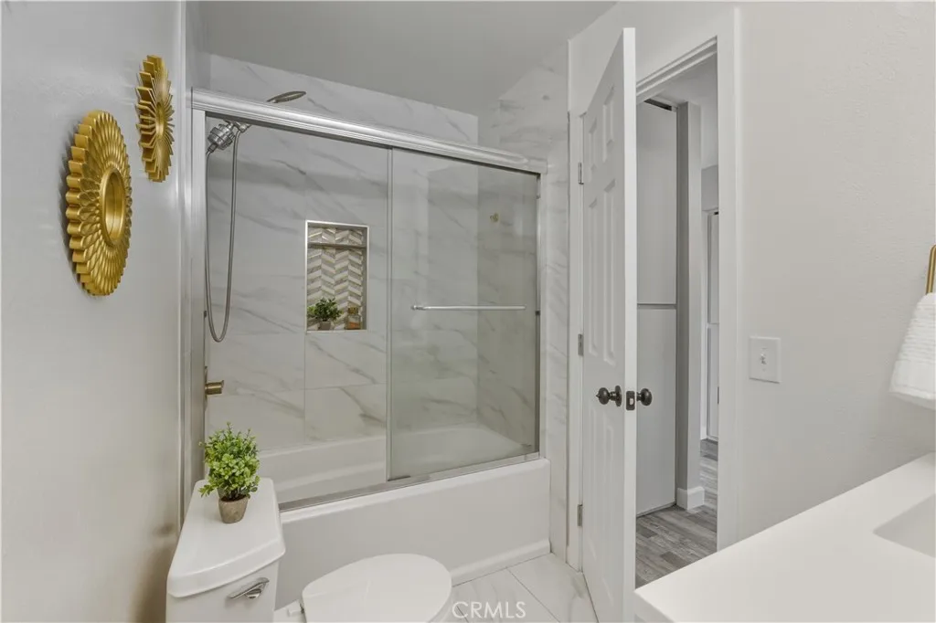 Photo #15: OC25280991 Listing: Photo #15