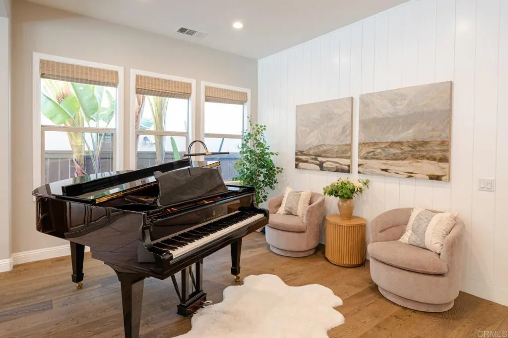 https://cdn.realtyfeed.com/cdn/127/306614696/6ad0b0d6eec8ef9c5bd55a5a15b629d1.webp