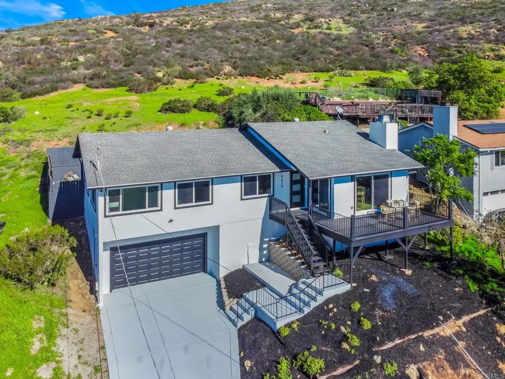 https://cdn.realtyfeed.com/cdn/127/306614706/515fc4ba25d9ab0f3566845949281dfb.webp