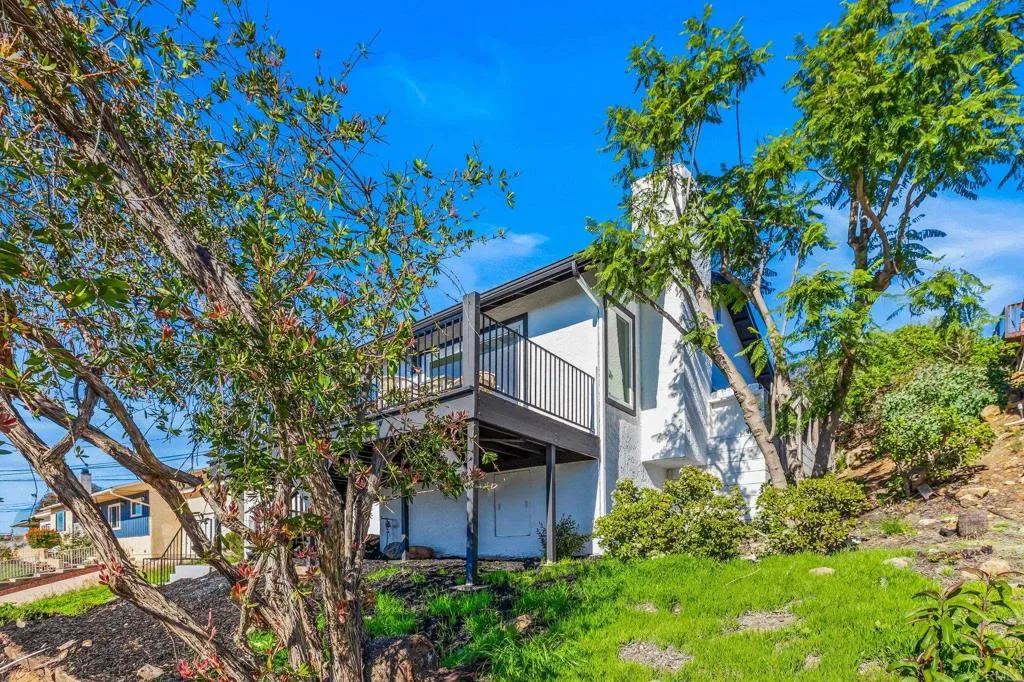 https://cdn.realtyfeed.com/cdn/127/306614706/cbea903aa58d2b4a23a0b3925054cb37.webp