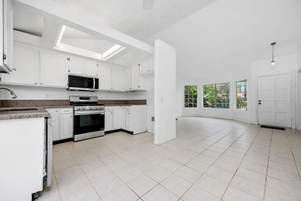 Photo #7: NDP2600216 Listing: Photo #7