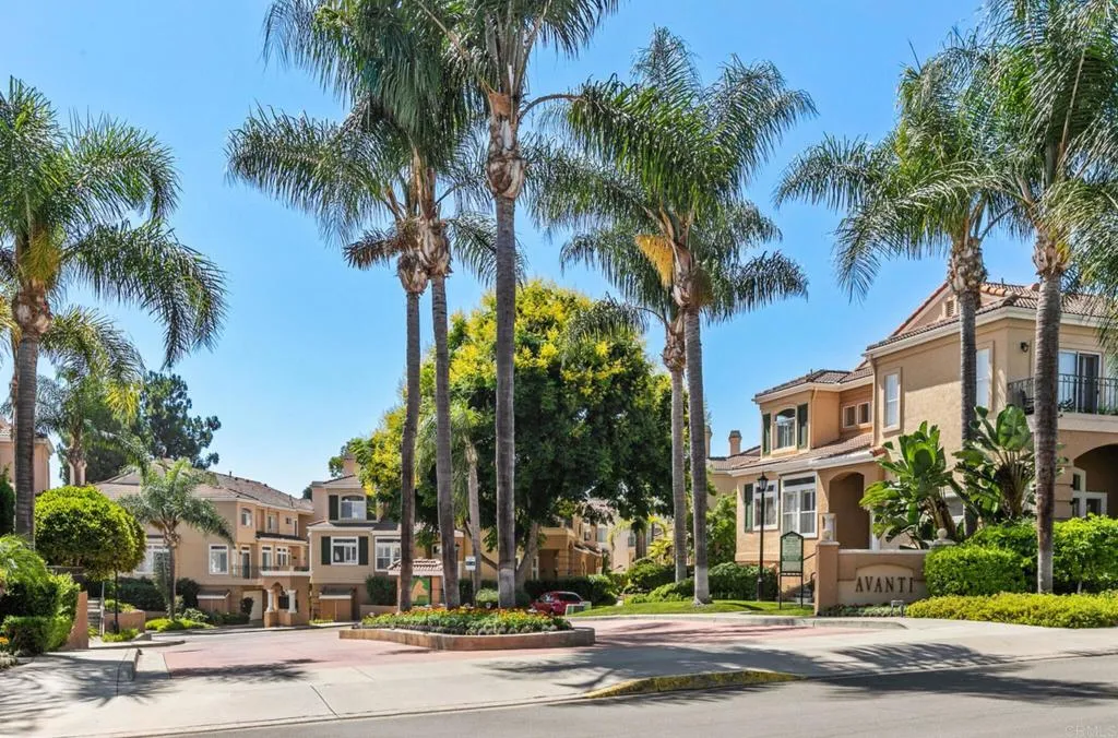 https://cdn.realtyfeed.com/cdn/127/306614747/2f0a9d0828ff1835a9b02f279565e969.webp