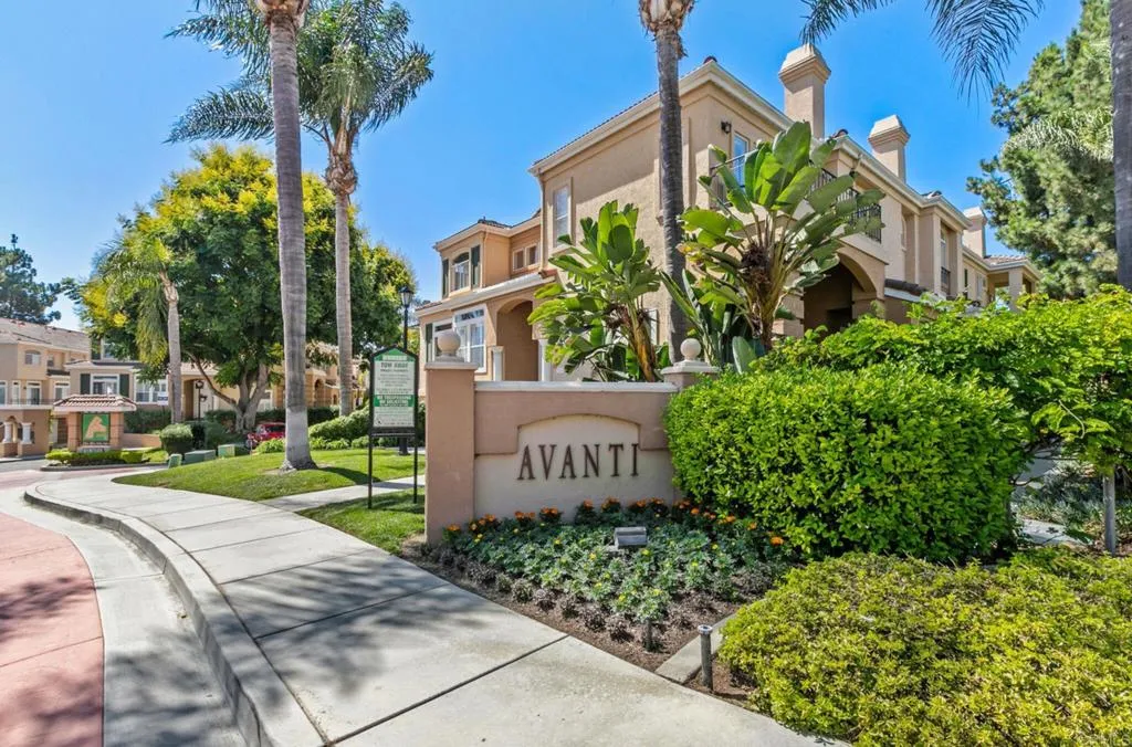 https://cdn.realtyfeed.com/cdn/127/306614747/f981d1088b1f9e1844382fd1b56be6b4.webp
