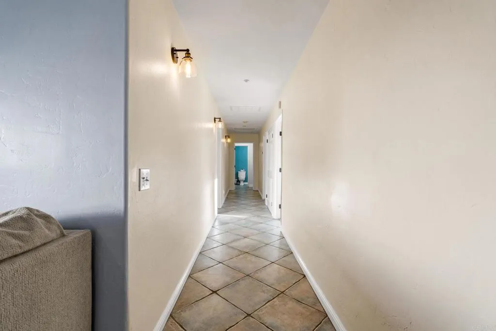 https://cdn.realtyfeed.com/cdn/127/306614770/d66a61f654ec7340b7f58410b11de9af.webp