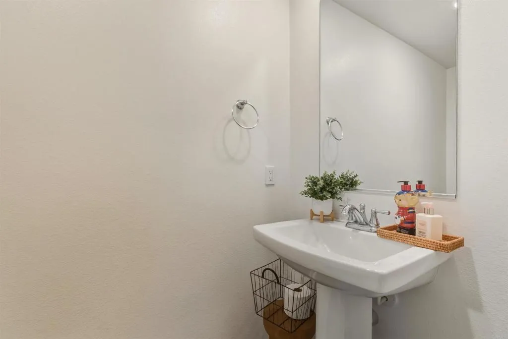 Photo #18: PTP2600201 Listing: Photo #18