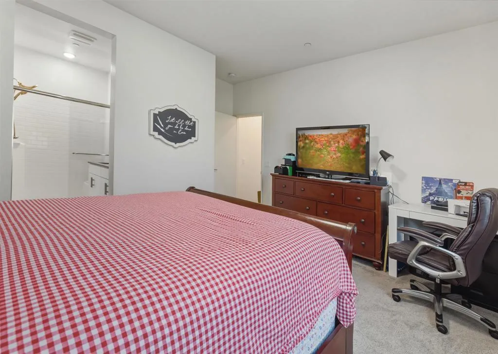 Photo #24: PTP2600201 Listing: Photo #24
