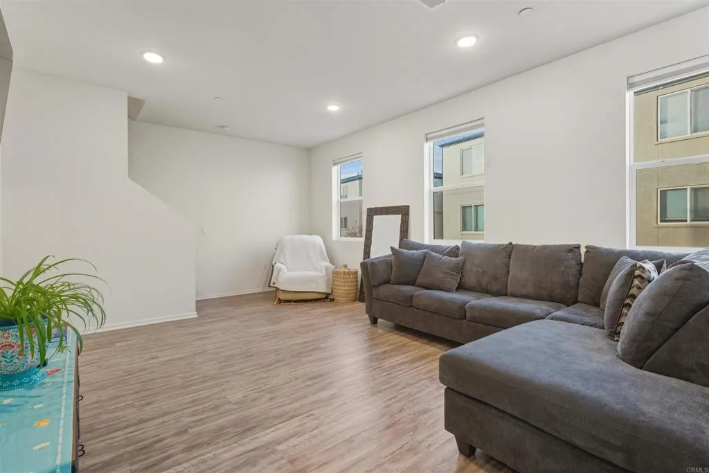 Photo #11: PTP2600201 Listing: Photo #11