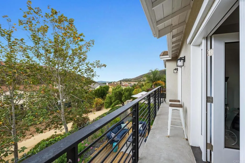 https://cdn.realtyfeed.com/cdn/127/306614782/127f11fc5b0eafed802948633f8eb402.webp