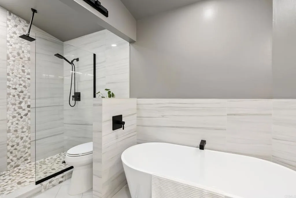 https://cdn.realtyfeed.com/cdn/127/306614788/8e7ef69c20bbd41862f8c80a7d19c81c.webp