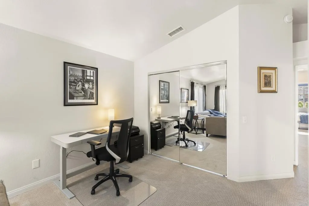 https://cdn.realtyfeed.com/cdn/127/306614788/ece092ac46561e5a46f09601c1b03388.webp