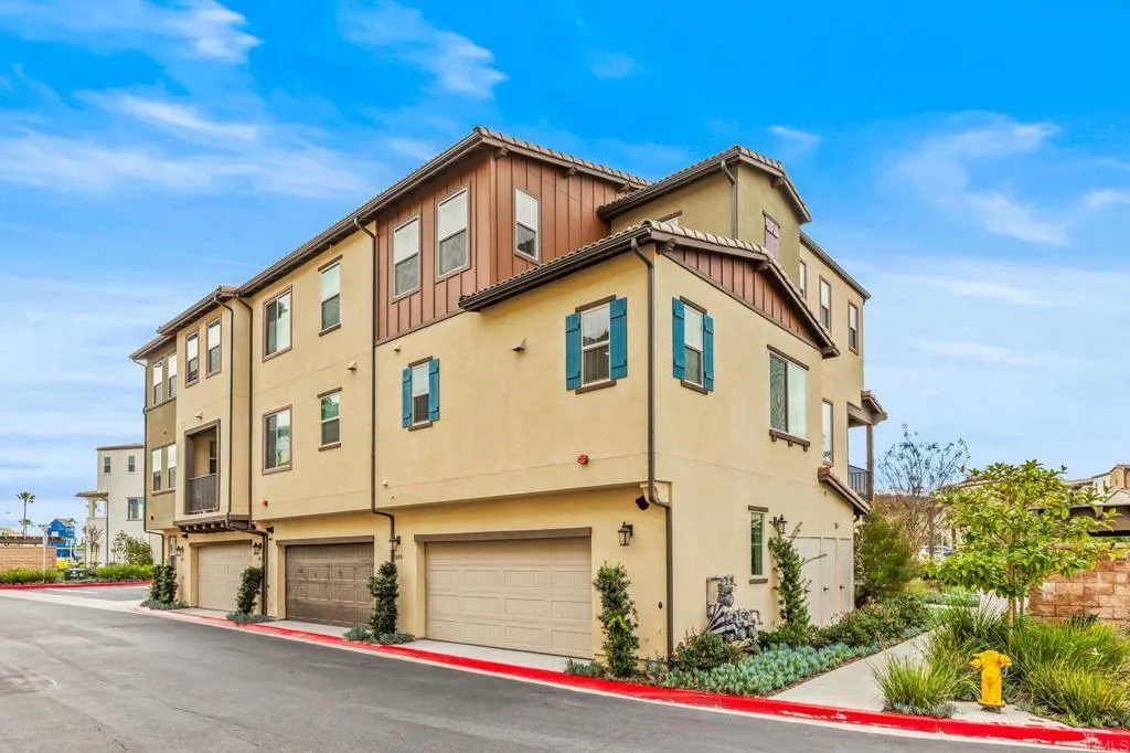 https://cdn.realtyfeed.com/cdn/127/306614847/26c641e1a7ef00ecde4567385a0038d6.webp