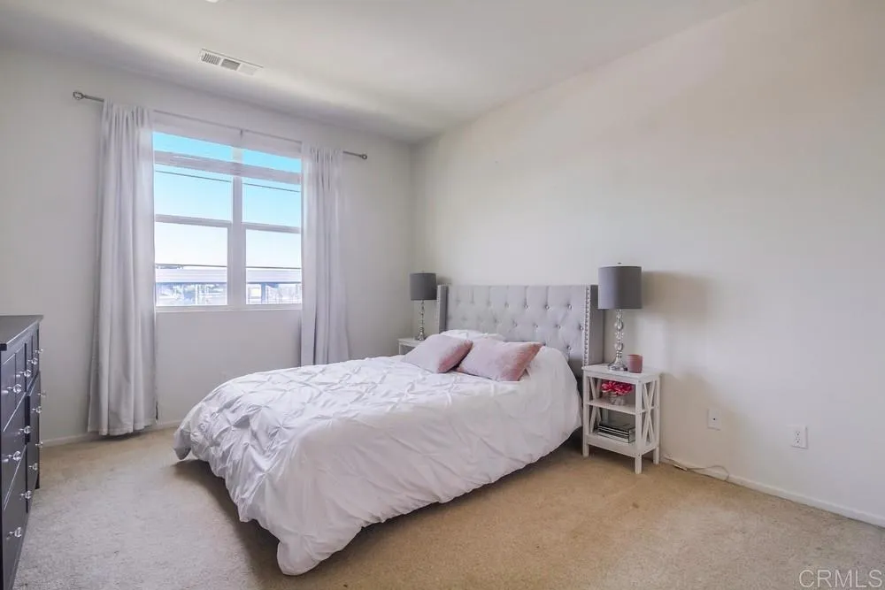 https://cdn.realtyfeed.com/cdn/127/306614852/823a260ddb92dc2754eade8c1993ae0a.webp