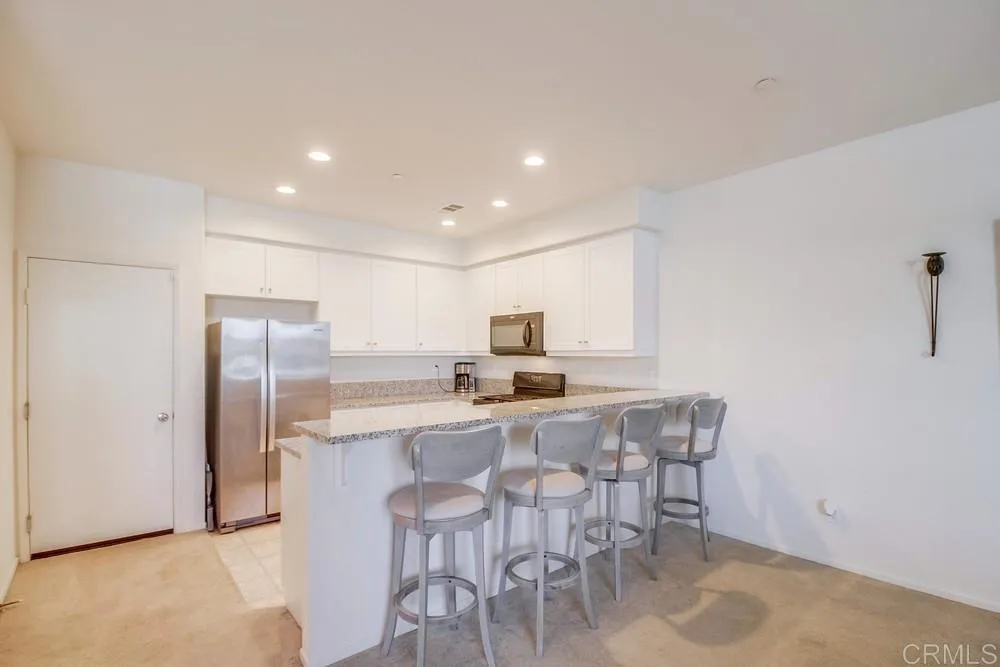 https://cdn.realtyfeed.com/cdn/127/306614852/919884318aa5f6c41cde6f8ed1b499a7.webp