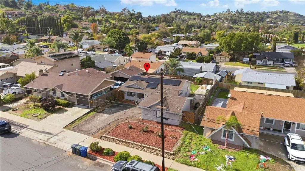 https://cdn.realtyfeed.com/cdn/127/306614853/2ca432aadf864ecad9ef04bff584cab0.webp