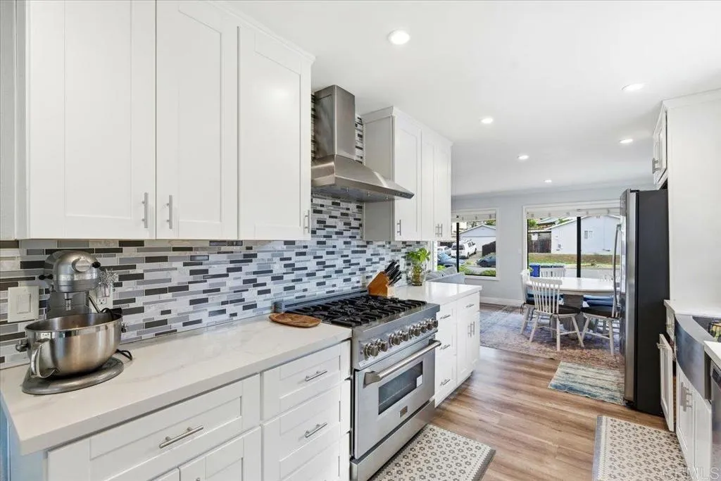 https://cdn.realtyfeed.com/cdn/127/306614853/a917721b1f6250b30e2346146e43412c.webp