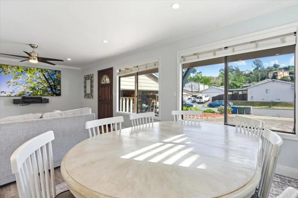 https://cdn.realtyfeed.com/cdn/127/306614853/ade5bd6f3503662d755e0a6ac6313b90.webp