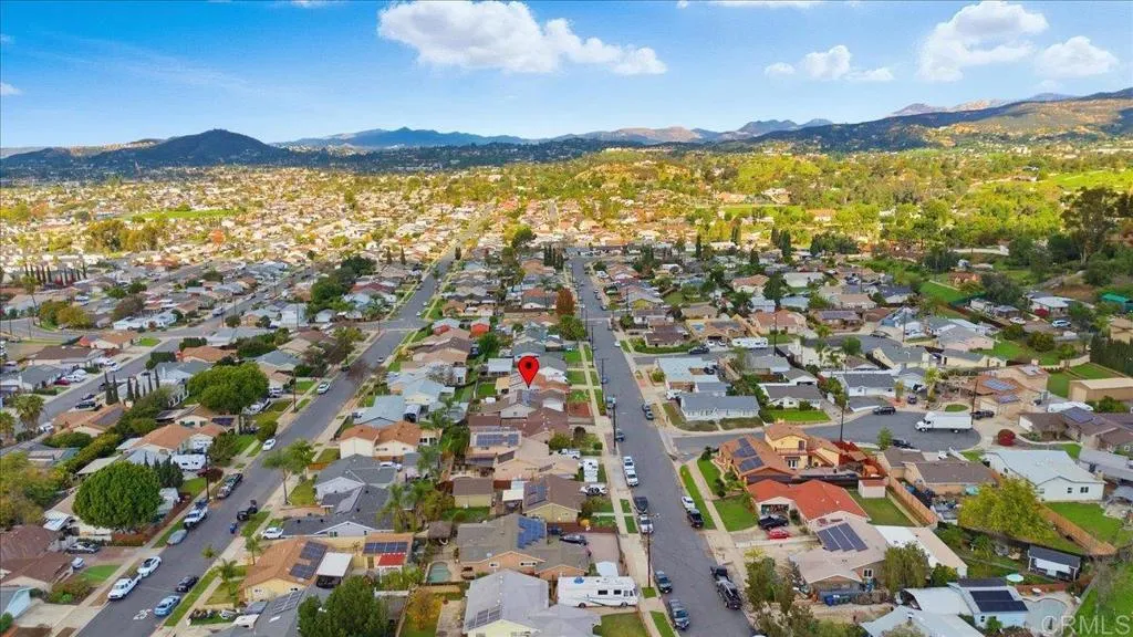 https://cdn.realtyfeed.com/cdn/127/306614853/b0ce9ca743ea1e4a33463b199cb164c0.webp