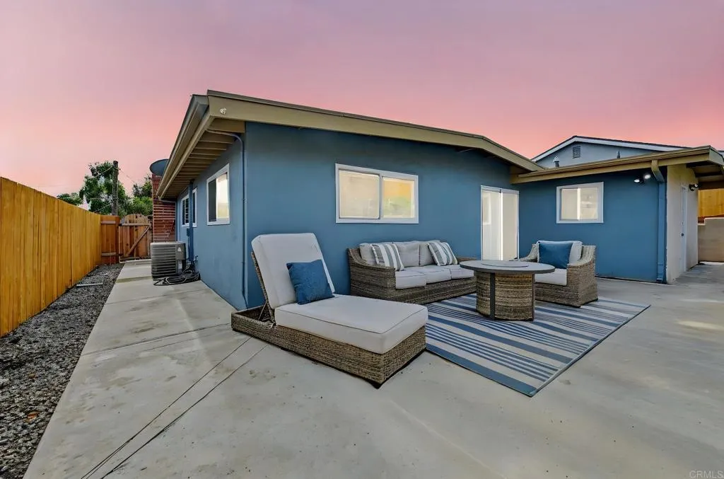 https://cdn.realtyfeed.com/cdn/127/306614859/bb0deb23296c9ca1138f39eafd06615c.webp