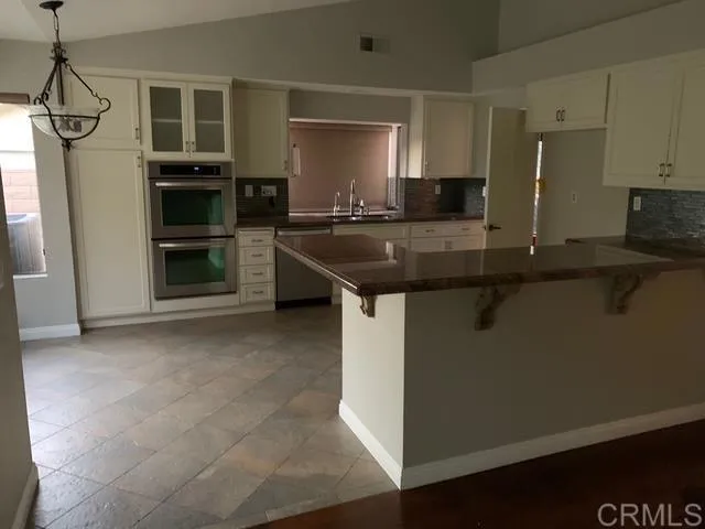 https://cdn.realtyfeed.com/cdn/127/306614860/6ad9404303878aa4cbc3091e1499fa8f.webp