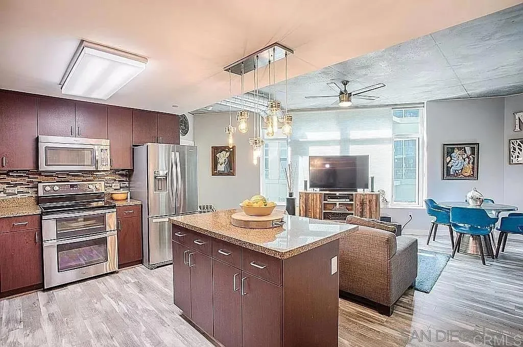 2851 Avenue J4, Lancaster, CA, 93536