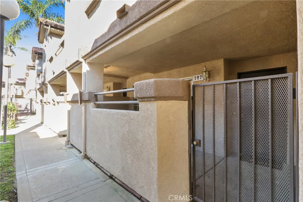 1215 N San Gabriel Unit 107, Azusa, CA 91702 - Photo 2 of 21, Azusa, CA