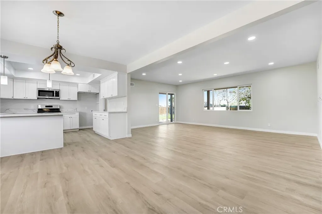 38520 12th East, Palmdale, CA 93550 - Photo 4 of 20, Palmdale, CA