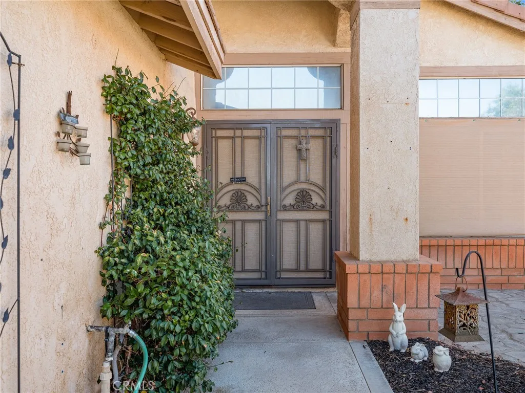 12929 Topaz Circle, Victorville, CA 92392 - Photo 4 of 54, Victorville, CA