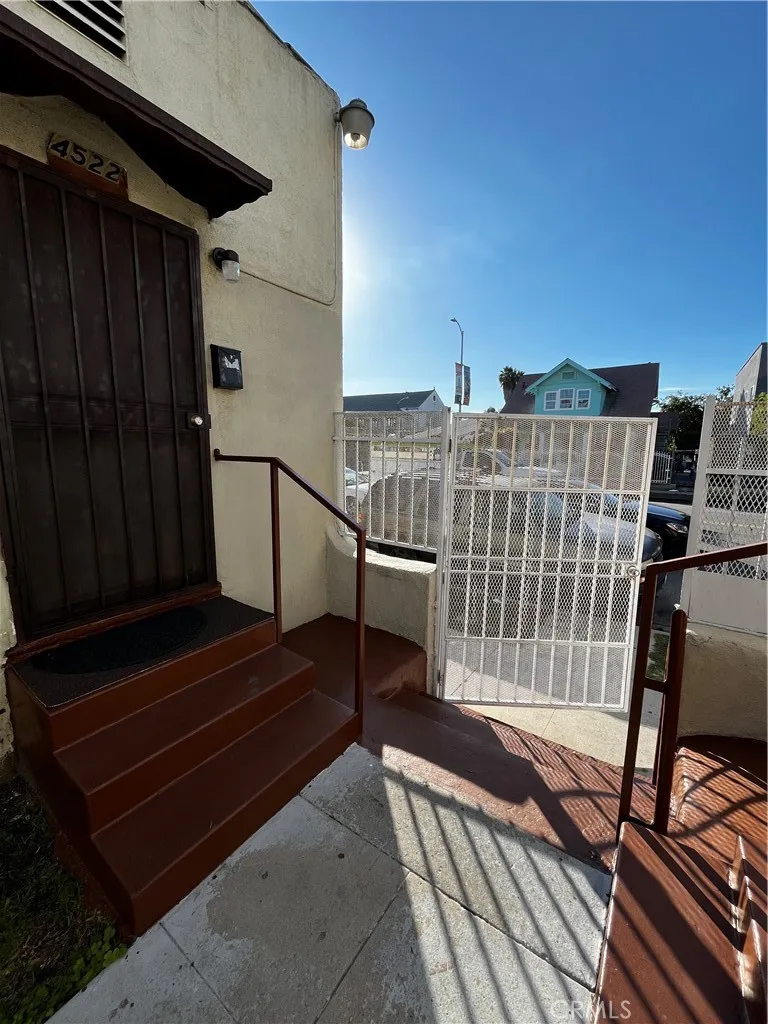 4522 Normandie Avenue UNIT 1/2, Los Angeles, CA, 90037