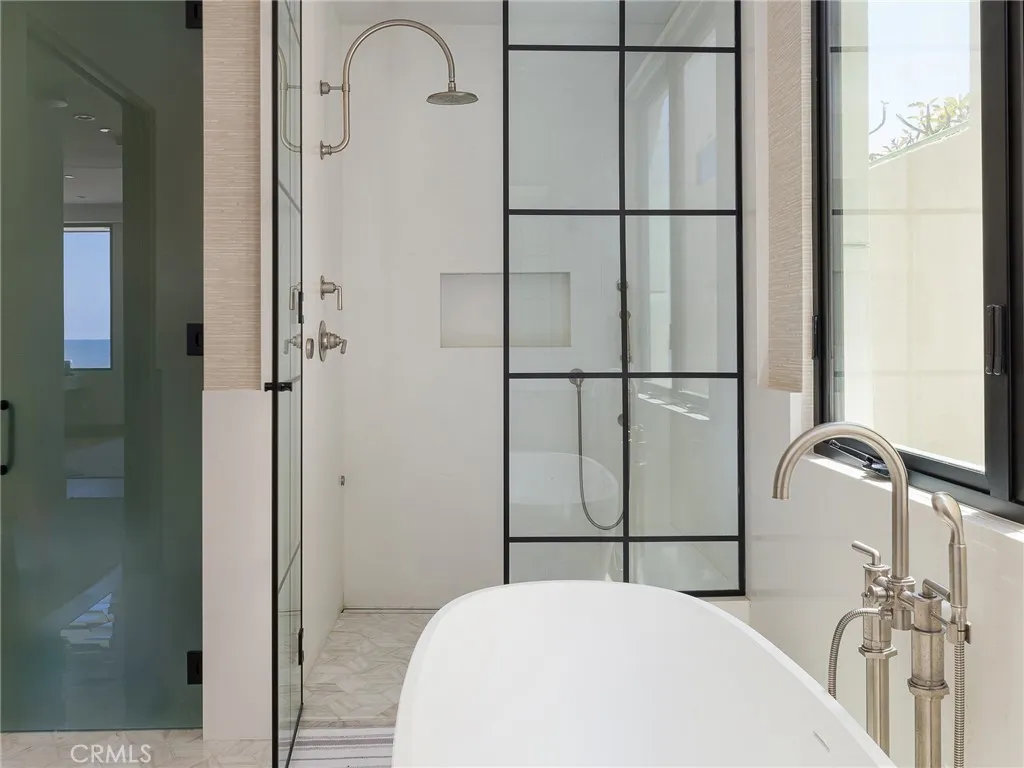 230 The Strand, Hermosa Beach, CA, 90254