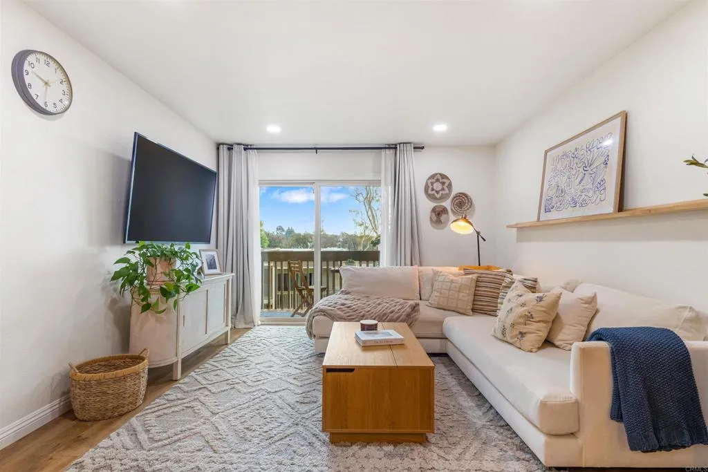 Photo #2: NDP2600231 Listing: Photo #2