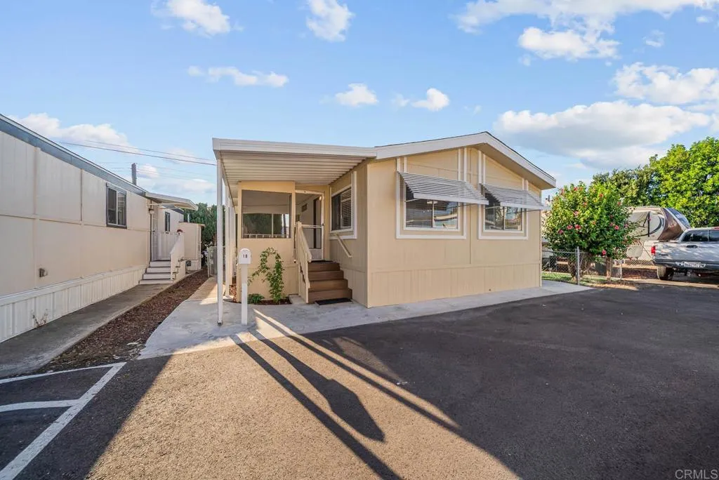 https://cdn.realtyfeed.com/cdn/127/306615172/180849f713e1c6bb6d44925101841e0a.webp